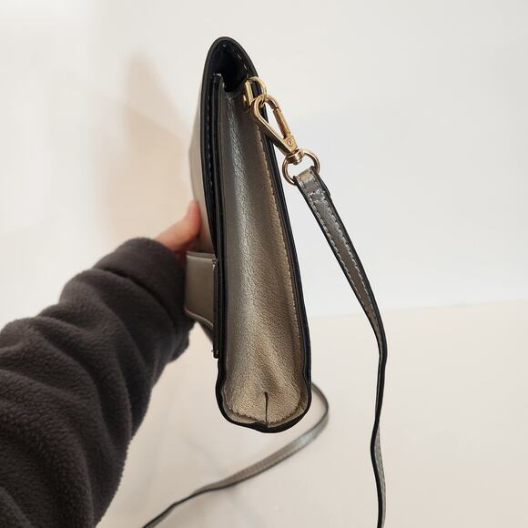 SUMMER & ROSE Celine Gold Silver Metallic Convertible Envelope Bag FLAWED - Picture 8 of 11